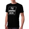 modelo con remera personalizada negra ilustrativa estampa frente adultos hombre - FL Fábrica de Ropa