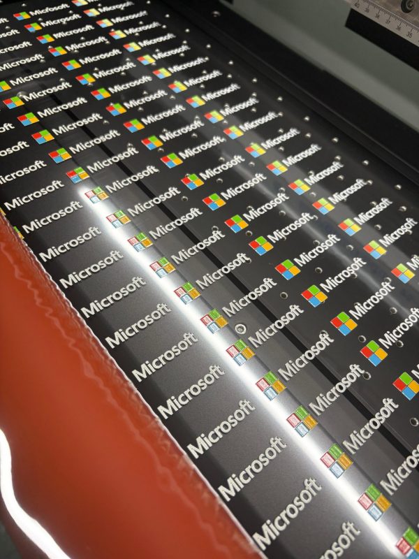 Impresión UV DTF por FL Fábrica de Ropa para Microsoft.
